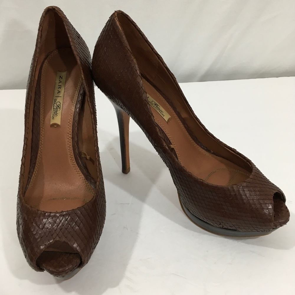 Zara Basic Collection Brown Snakeskin Heels